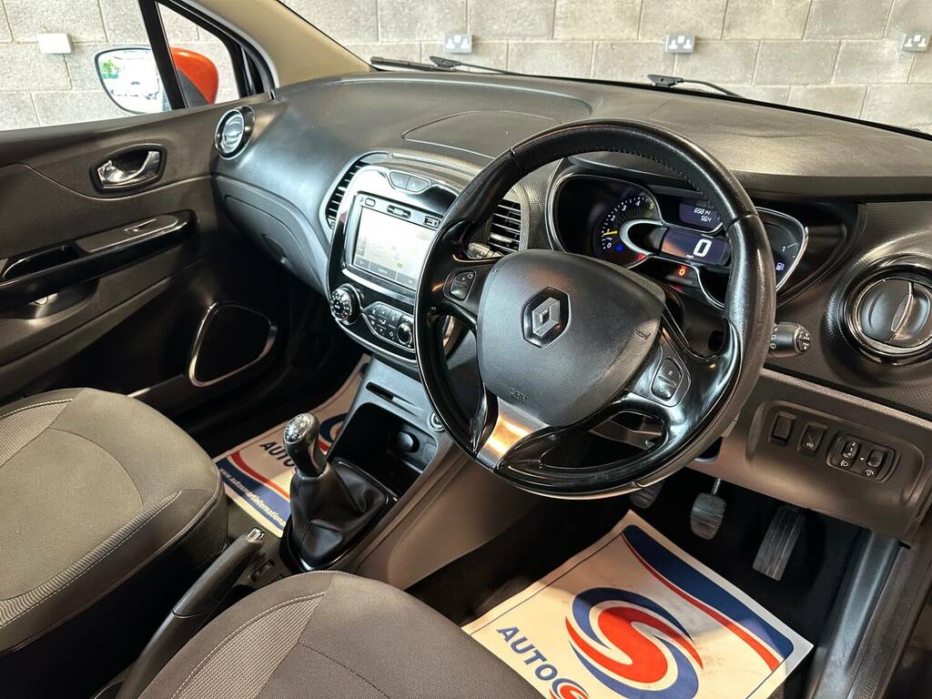Renault Captur 0.9 Tce 90 Dynamique S Nav White #16