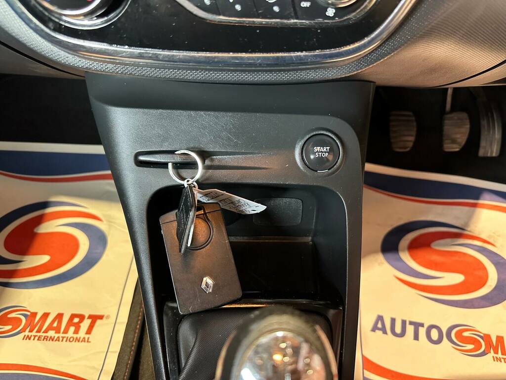 Renault Captur 0.9 Tce 90 Dynamique S Nav White #31