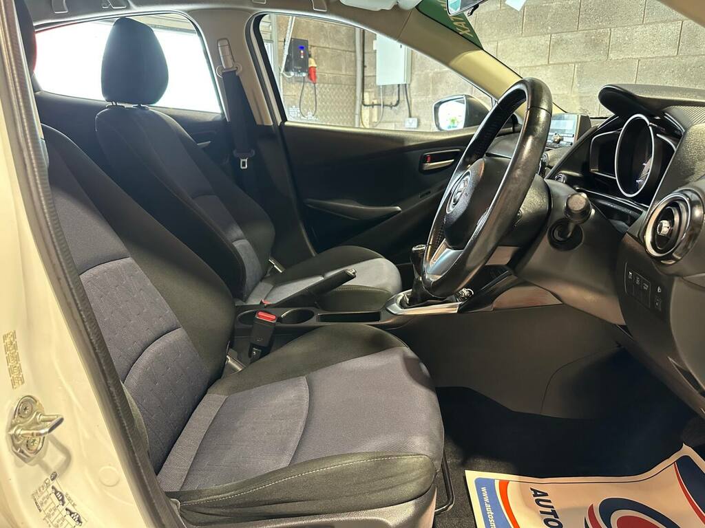 Mazda 2 1.5 115 Sport Nav White #18
