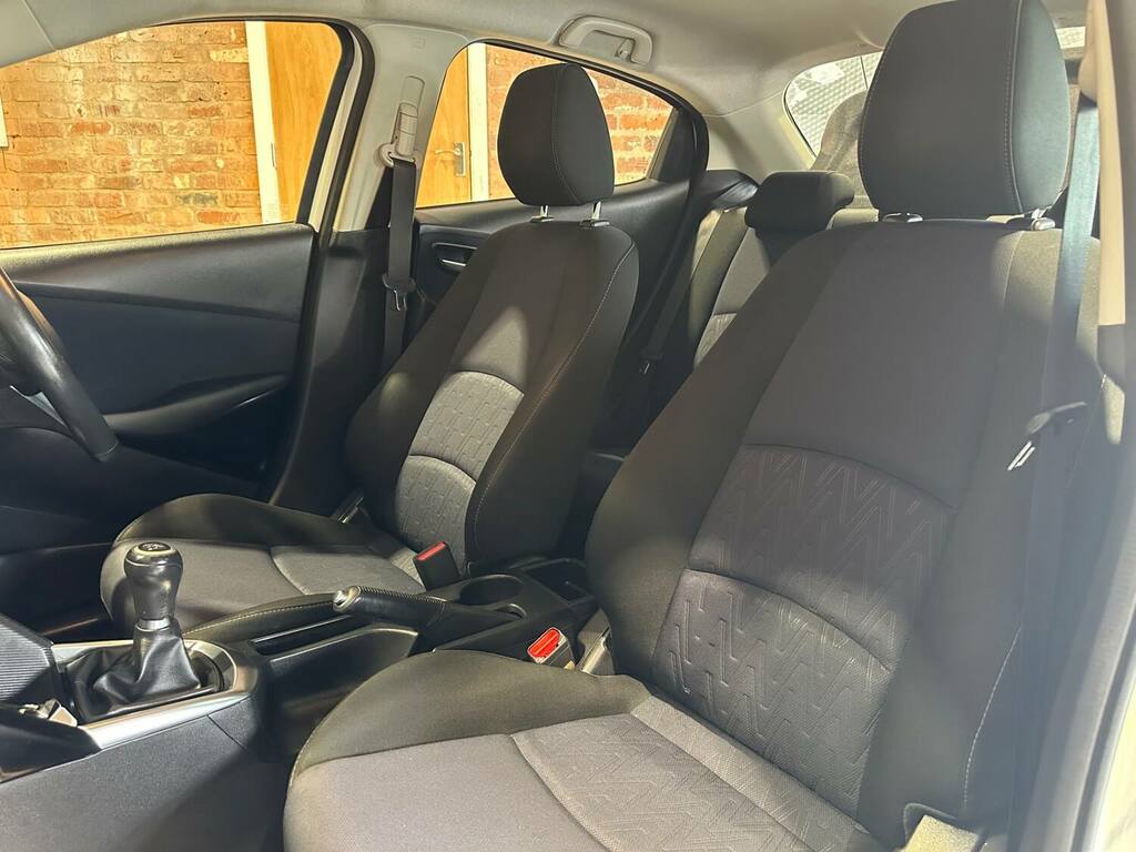 Mazda 2 1.5 115 Sport Nav White #46