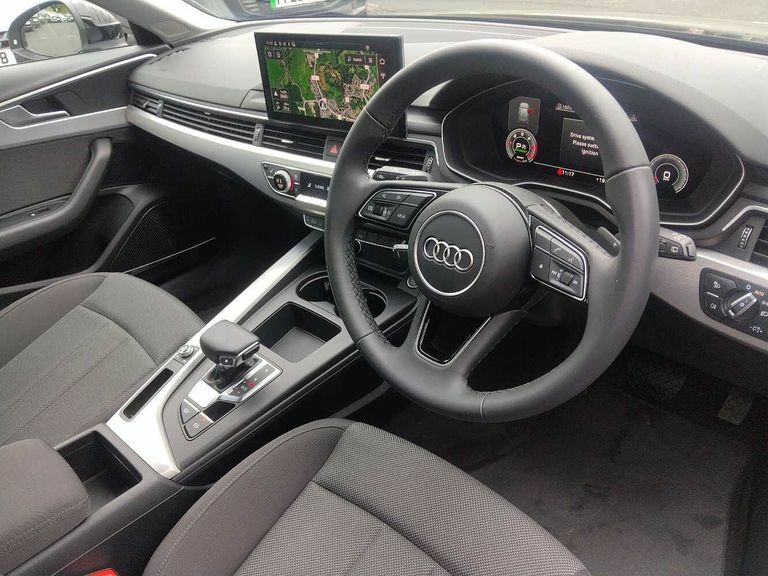 Audi A4 Avant Avant O Technik 35 Tdi 163 Ps S Tronic Black #6