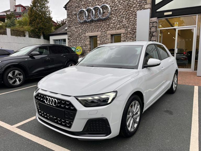 Audi A1 Hatchback 1.0 Tfsi Sportback Fresh Import Verified White #4