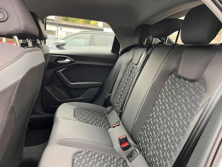 Audi A1 Hatchback 1.0 Tfsi Sportback Fresh Import Verified White #12