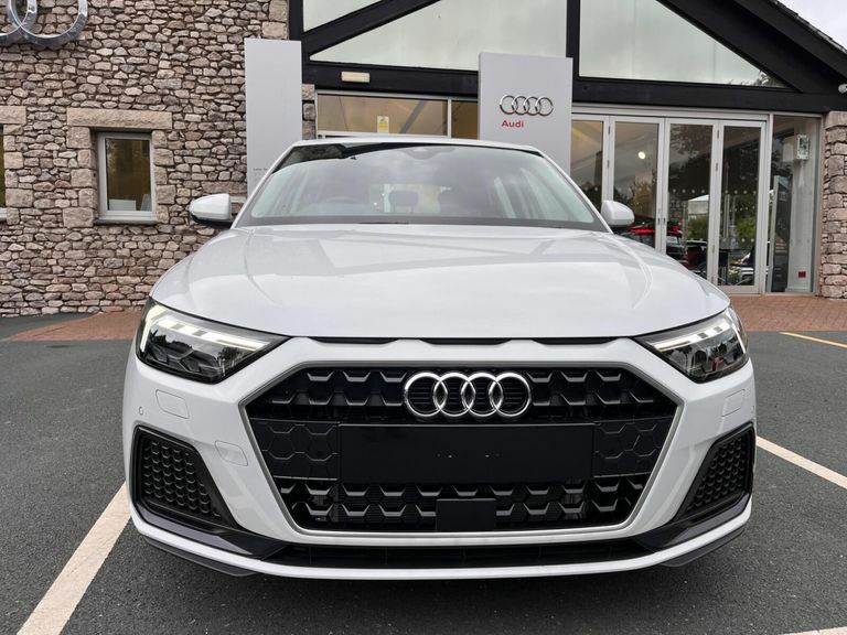 Audi A1 Hatchback 1.0 Tfsi Sportback Fresh Import Verified White #2