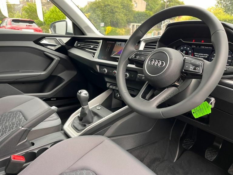 Audi A1 Hatchback 1.0 Tfsi Sportback Fresh Import Verified White #21