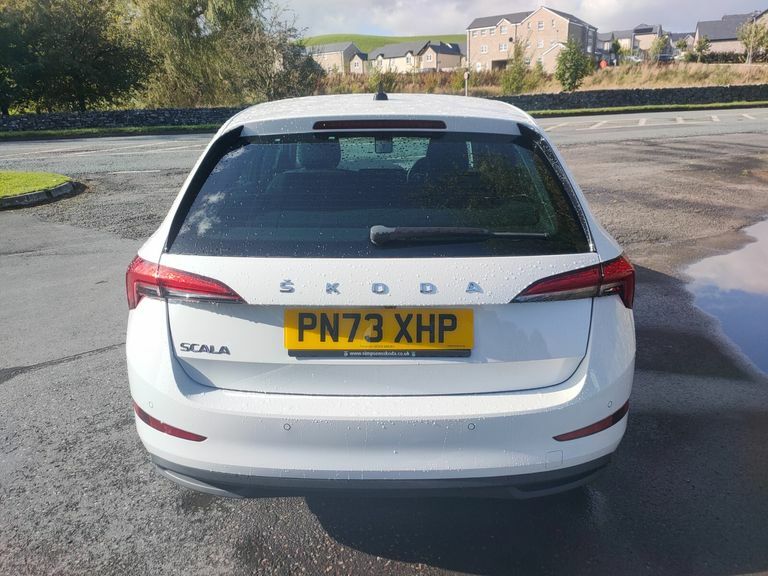 Skoda Scala 1.0 Tsi 110 Se L White #6