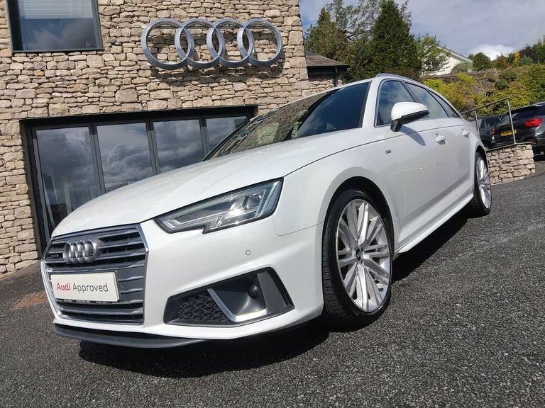 Audi A4 Avant 2.0L Avant Tdi Quattro S Line 188 Bhp Black #30