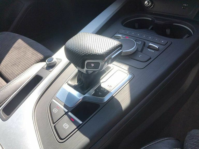 Audi A4 Avant 2.0L Avant Tdi Quattro S Line 188 Bhp Black #8