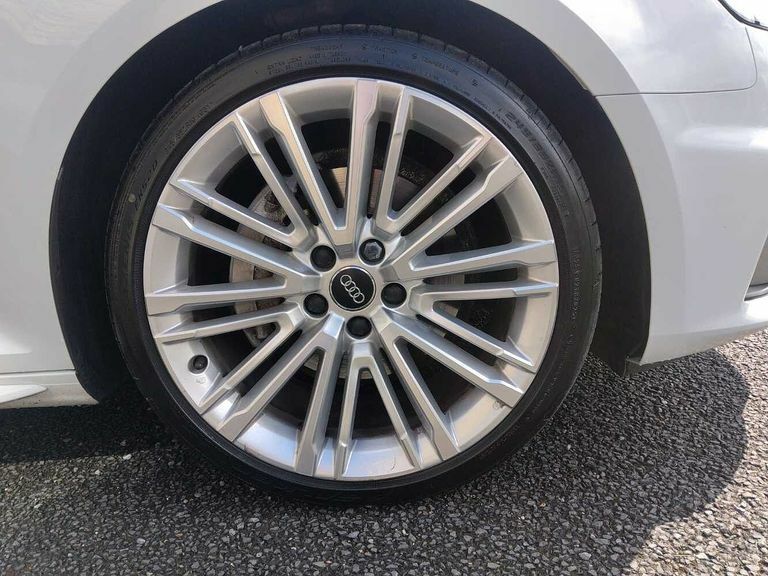 Audi A4 Avant Avant S Line 40 Tdi Quattro 190 Ps S Tronic White #5