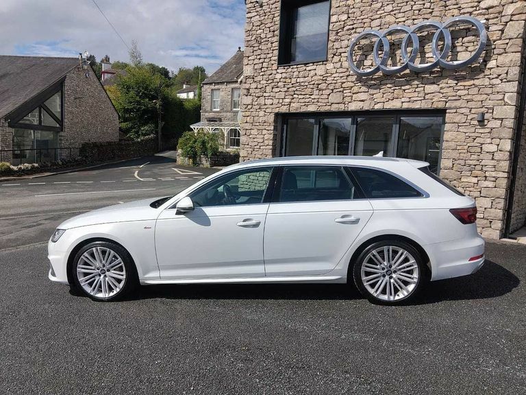 Audi A4 Avant Avant S Line 40 Tdi Quattro 190 Ps S Tronic White #4