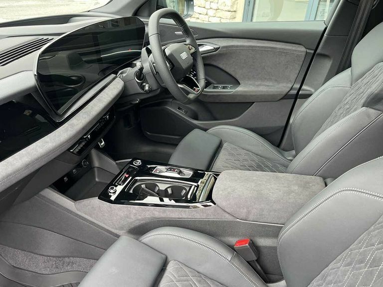 Audi Q6 E-Tron Q6 Suv Black Edition E-tron Performance 225,00 Kw Black #2