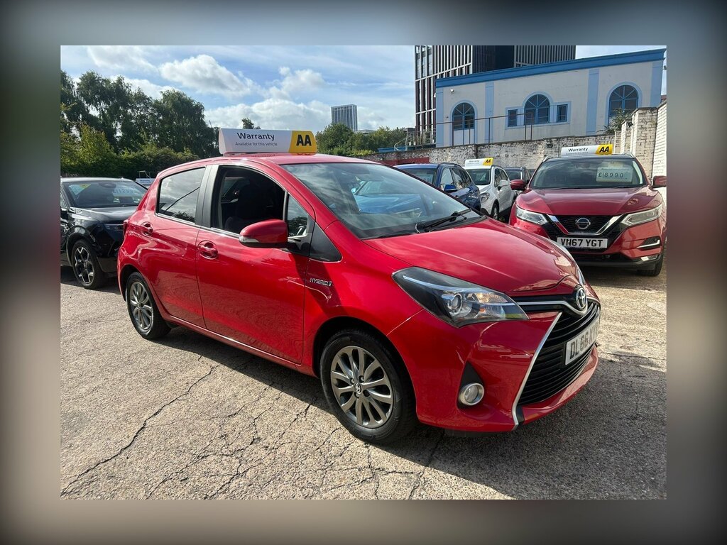 Toyota Yaris 1.33 Dual Vvt-i Icon Euro 6 Red