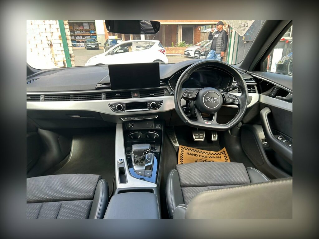 Audi A4 Avant 2.0 Tdi 35 Technik S Tronic Black #9