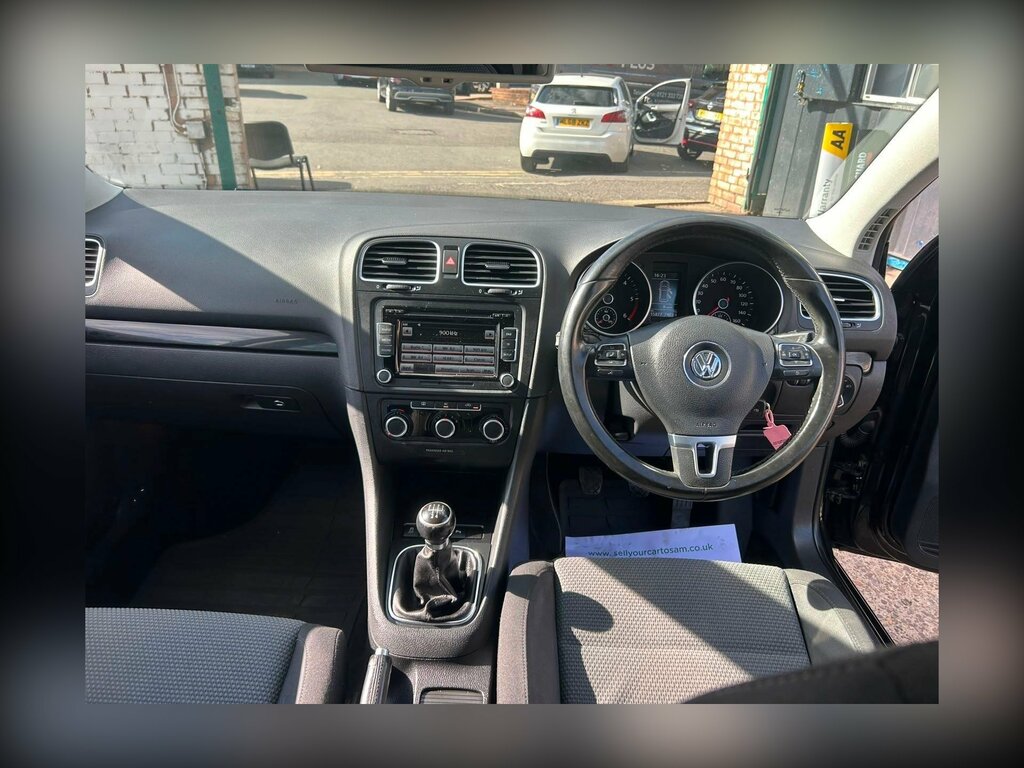 Volkswagen Golf 1.6 Tdi S Black #6
