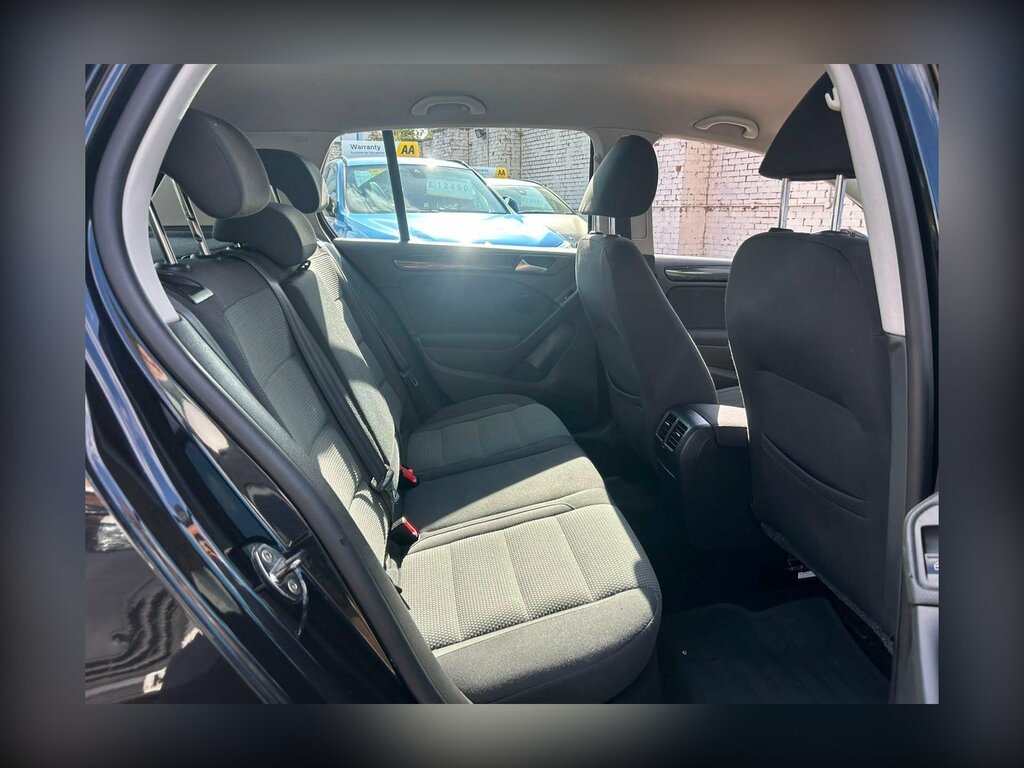 Volkswagen Golf 1.6 Tdi S Black #9