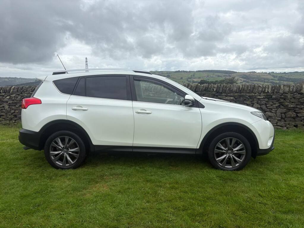 Toyota Rav 4 2.2 D-cat Invincible White #2