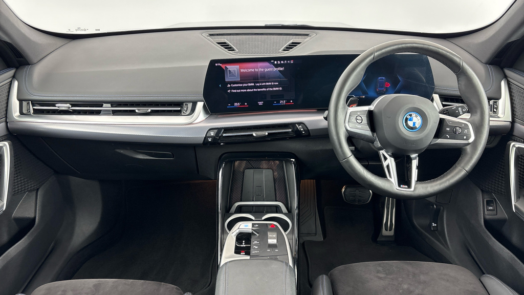 BMW iX1 30 66.5Kwh M Sport Xdrive 11Kw Charger Black #4