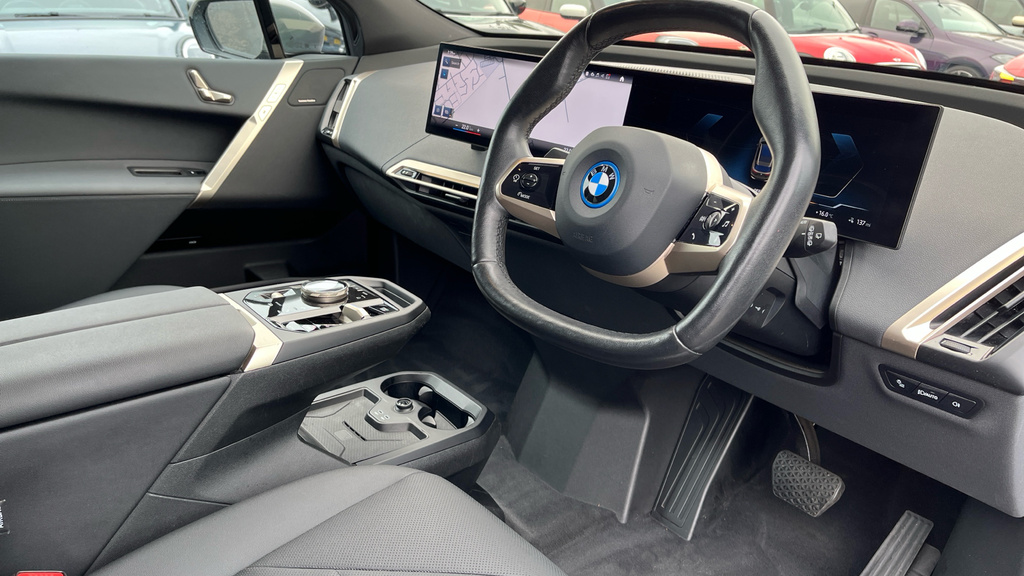 BMW iX 40 76.6Kwh M Sport Edition Xdrive Grey #6