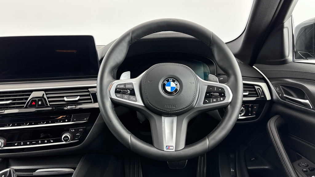 BMW 5 Series 2.0 520D Mht M Sport Steptronic Euro 6 Ss Black #5
