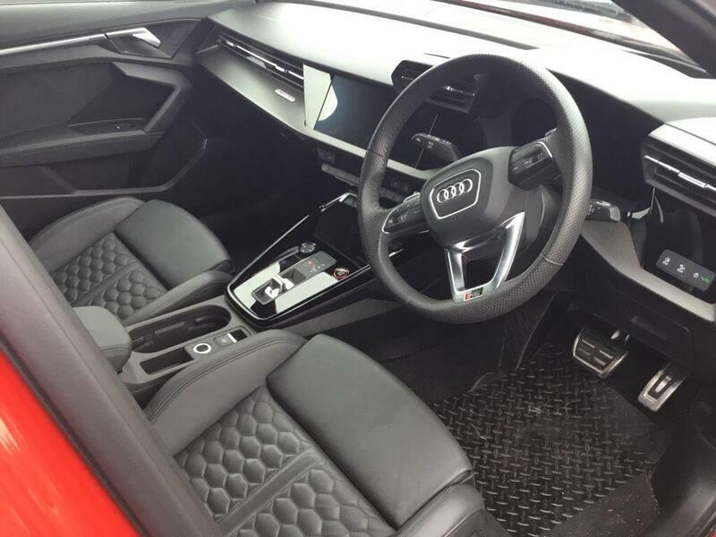 Audi RS3 2.5 Tfsi Vorsprung Sportback S Tronic Quattro Euro Red #2
