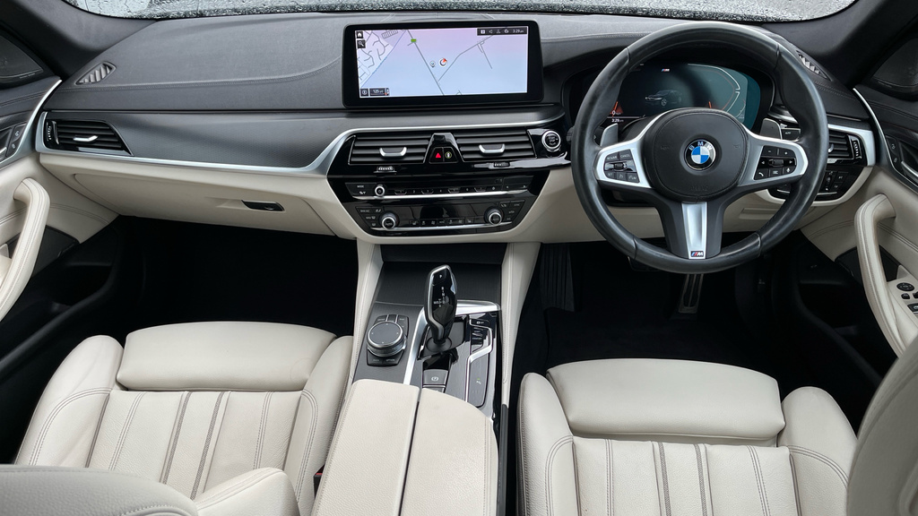 BMW 5 Series 2.0 520I Mht M Sport Steptronic Euro 6 Ss Black #4
