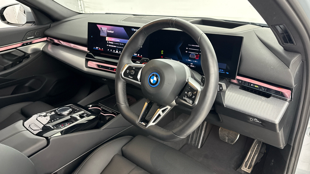 BMW 5 Series 2.0 530E 22.1Kwh M Sport Touring Steptronic Euro 6 Grey #6