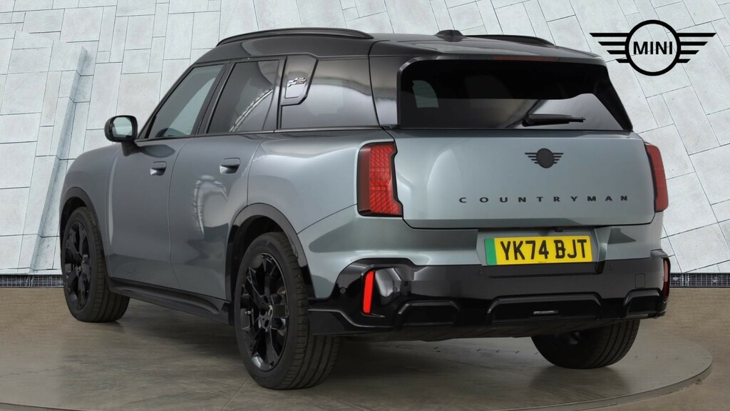 Mini Countryman E 66.5Kwh Sport Green #2