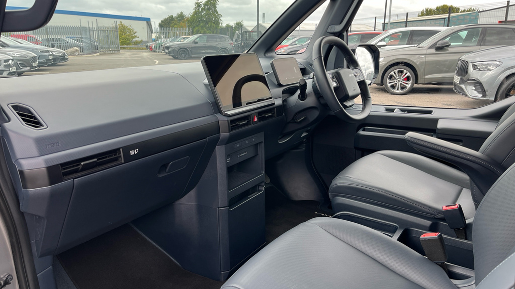 Kia PV5 Long Range 71.2Kwh Essential Passenger Mpv Black #7