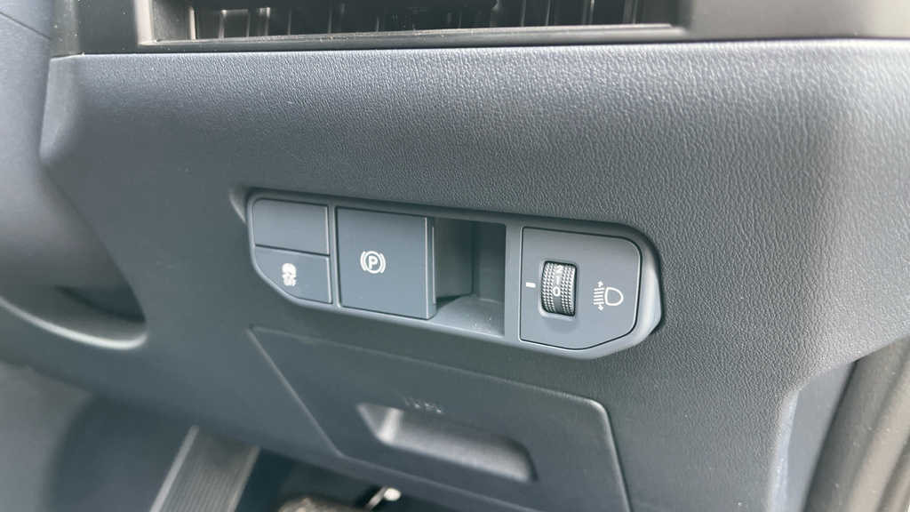 Kia PV5 Long Range 71.2Kwh Essential Passenger Mpv Black #27