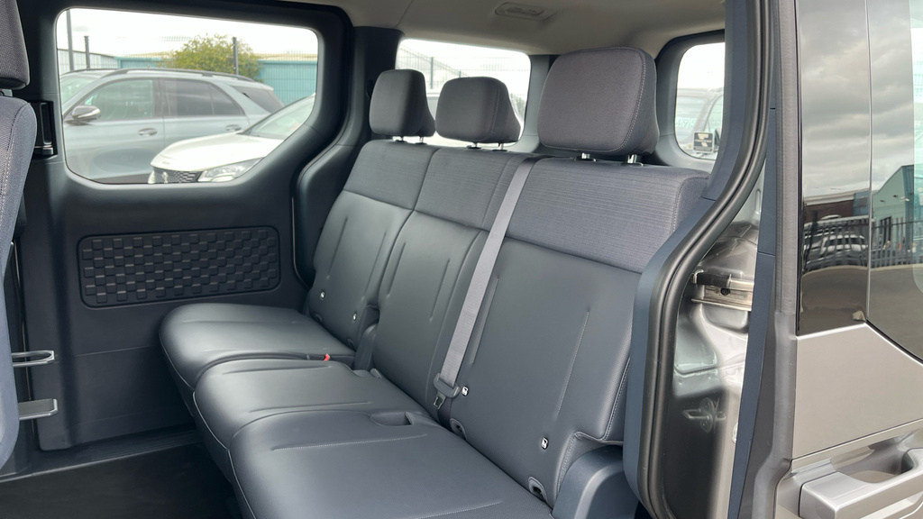 Kia PV5 Long Range 71.2Kwh Essential Passenger Mpv Black #33
