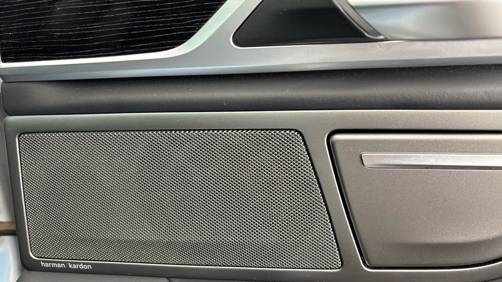 BMW 7 Series 730D Mht M Sport Grey #26