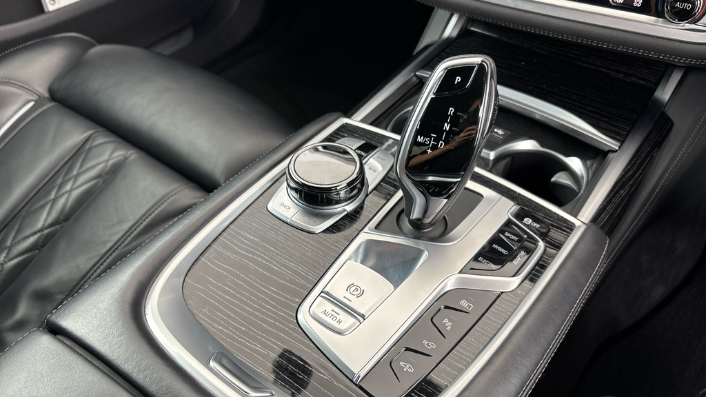 BMW 7 Series 730D Mht M Sport Grey #10