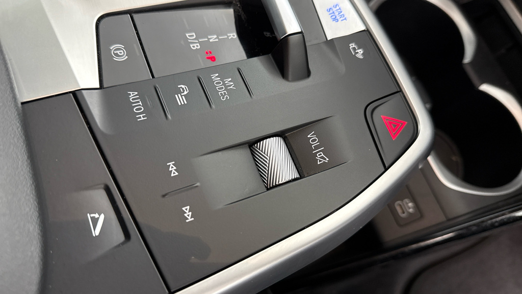 BMW iX1 150Kw Edrive20 M Sport 65Kwh Techpro Blue #19