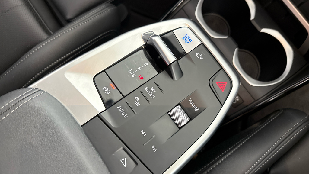 BMW iX1 Ix1 Edrive20 Sport Black #19