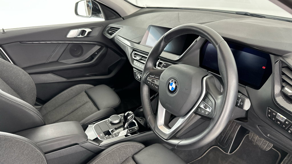 BMW 1 Series 1.5 118I Sport Lcp Dct Euro 6 Ss White #6