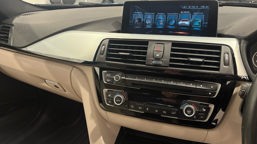 BMW 3 Series 330E Se Step Blue #8