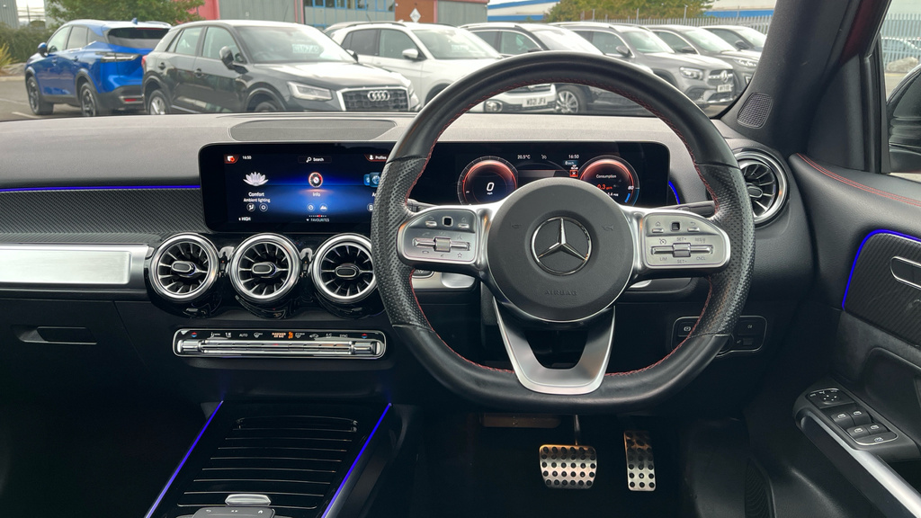 Mercedes-Benz GLB Class 2.0 Glb220d Amg Line Night Edition Premium Plus Red #5