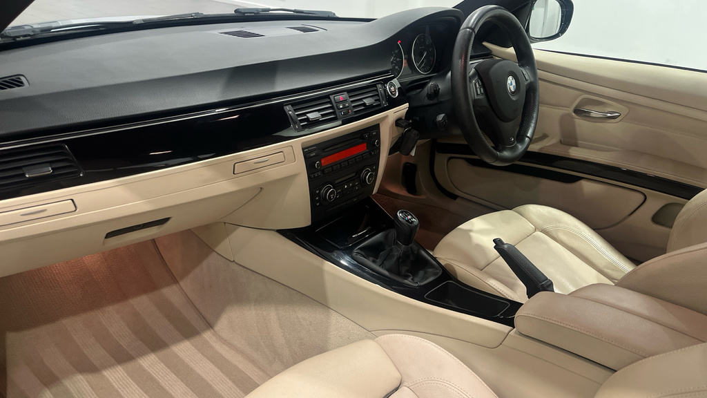 BMW 3 Series 2.0L 320D Se 181 Bhp White #7