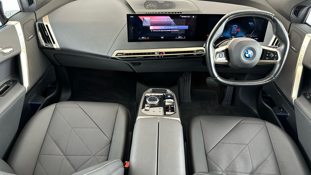 BMW iX 40 76.6Kwh M Sport Xdrive Blue #4