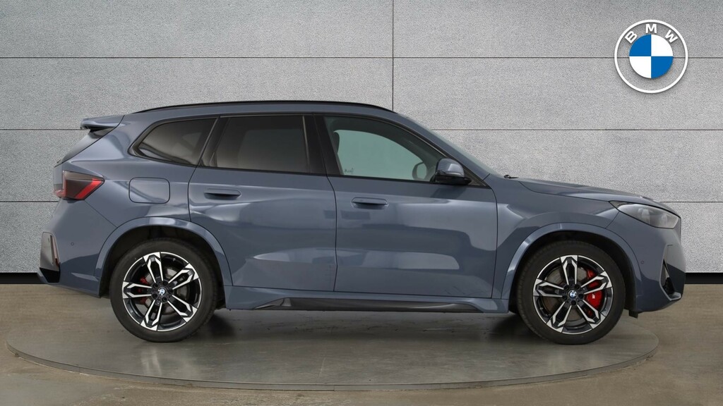BMW iX1 20 66.5Kwh M Sport Edrive 11Kw Charger  #3