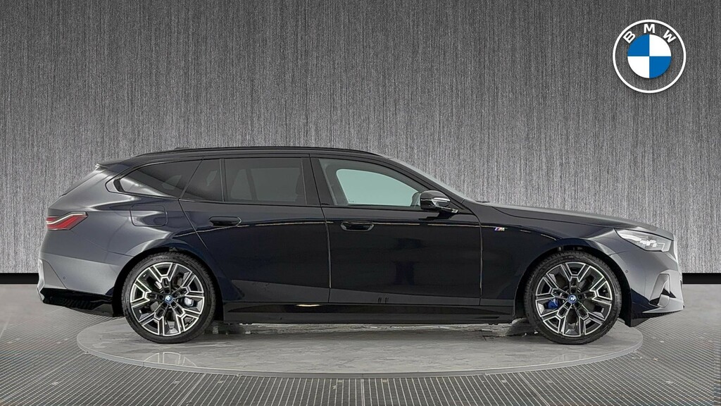 BMW i5 40 83.9Kwh M Sport Touring Edrive 11Kw C Black #3