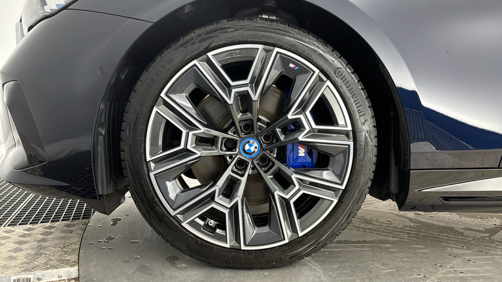 BMW i5 I5 Edrive40 M Sport Touring Black #14
