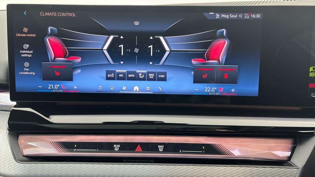 BMW i5 I5 Edrive40 M Sport Touring Black #32
