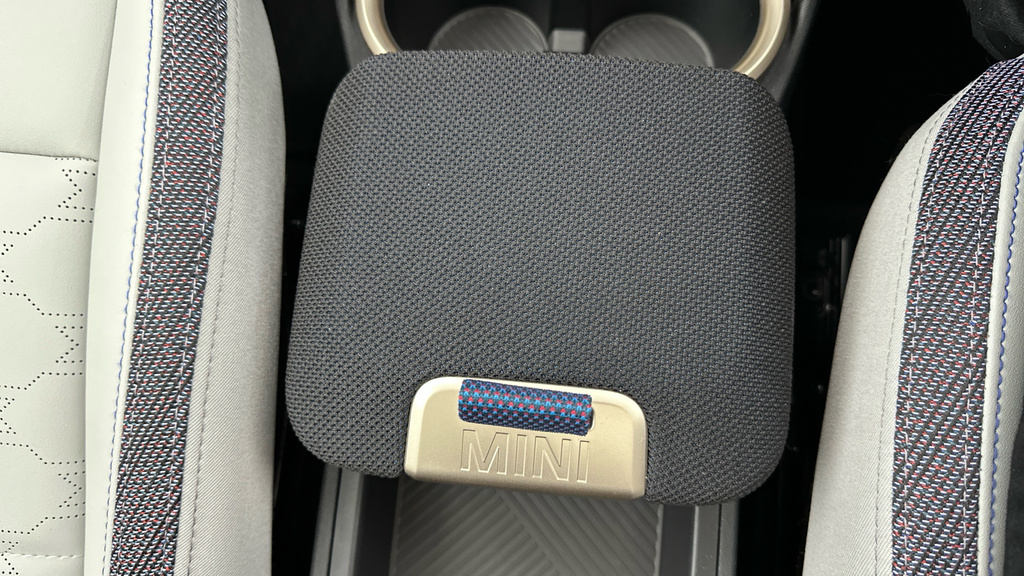 Mini Countryman 150Kw E Classic Level 2 66Kwh White #32