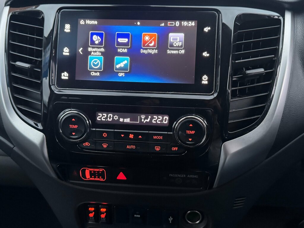 Mitsubishi L200 Di-d Barbarian X Dcb Orange #15