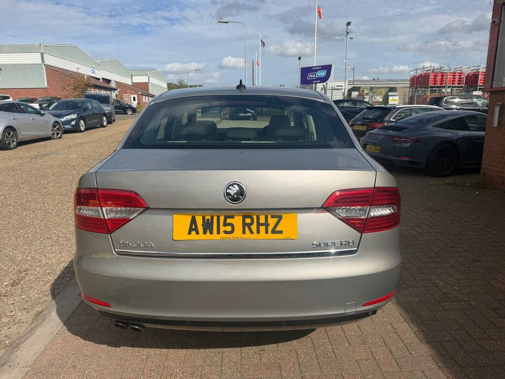Skoda Superb Tdi Se L Executive #5