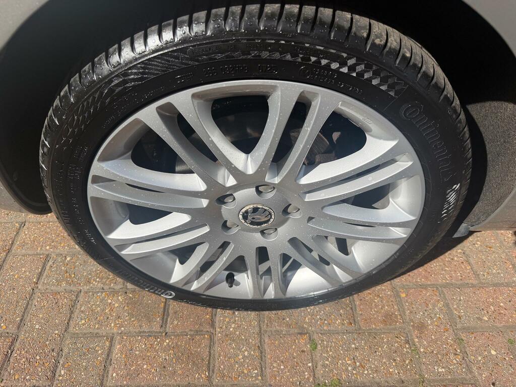 Skoda Superb Tdi Se L Executive #15