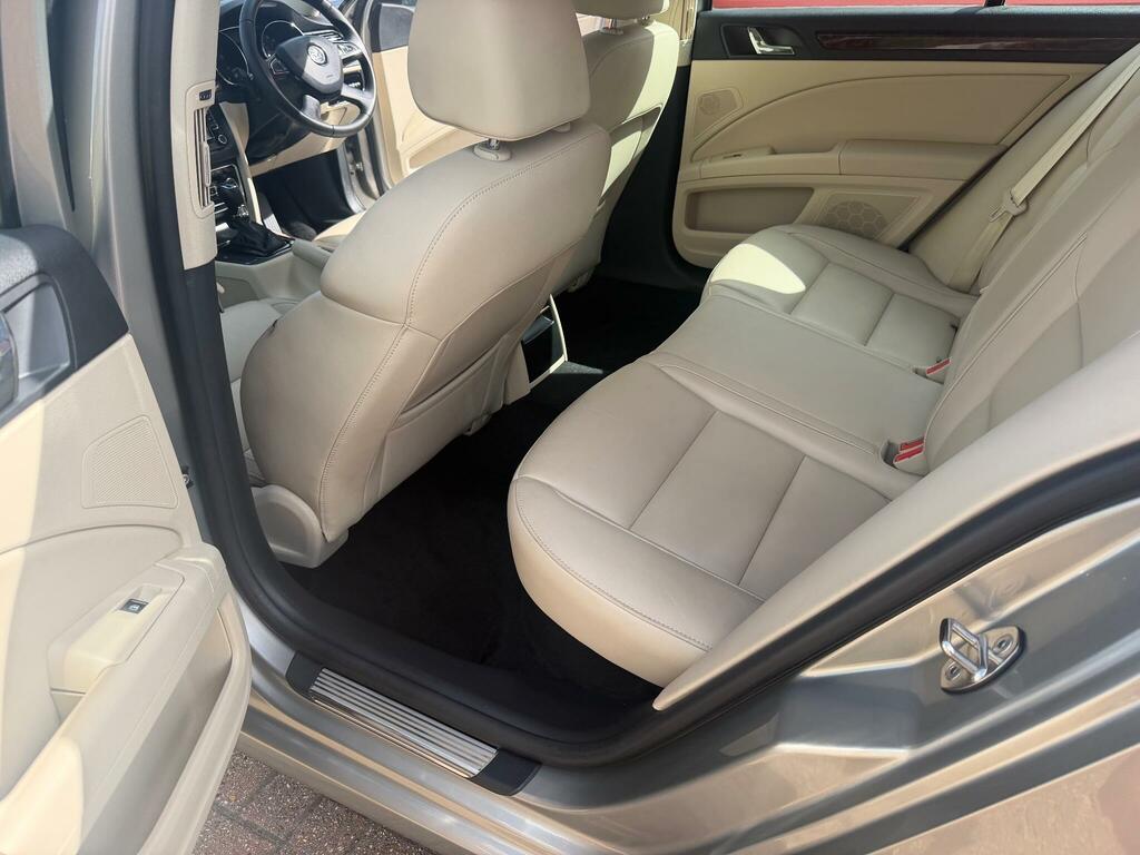 Skoda Superb Tdi Se L Executive #10