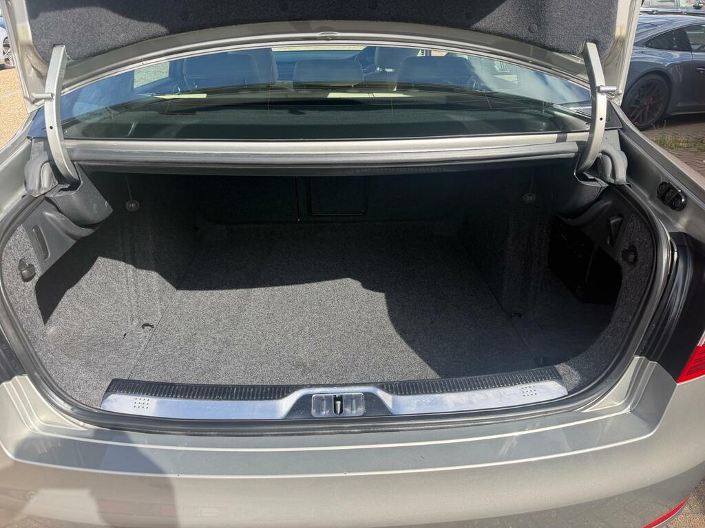 Skoda Superb Tdi Se L Executive #11