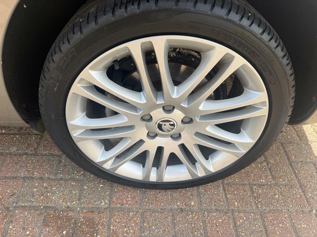 Skoda Superb Tdi Se L Executive #18